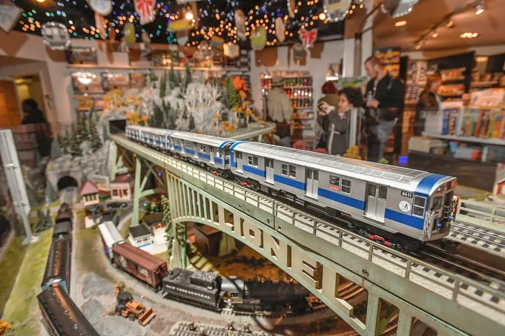 25 Best Things To Do in NYC at Xmas Local Guide 15