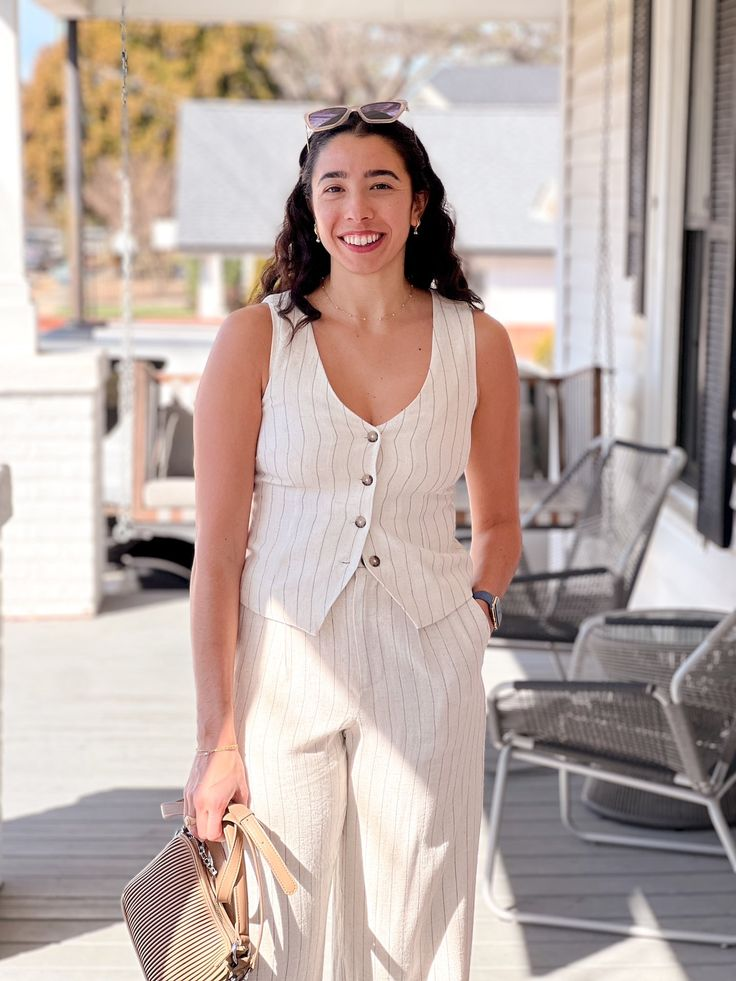25 Summer Outfits for Women Over 50 in 2025: Stylish, Comfortable, and Ageless 19 image 41