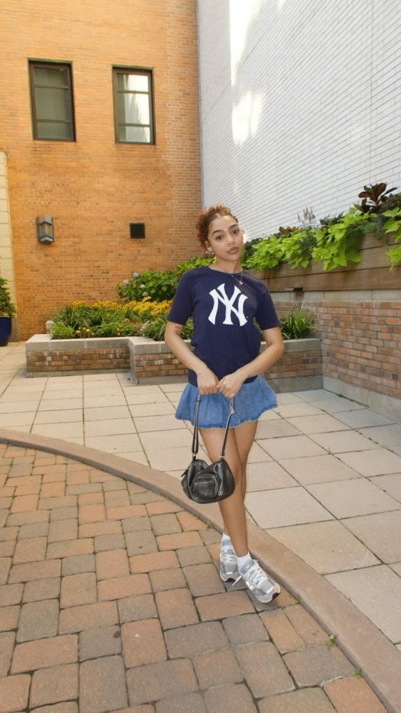 20 Yankees Game Outfit Ideas That Are Cool, Simple, and Game-Day Ready 4 image 51